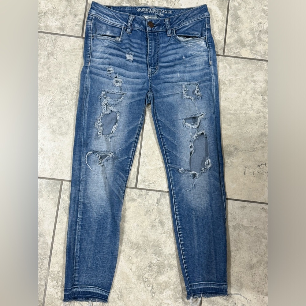 American Eagle Super Stretch Distressed Hi Rise Skinny Jeggings - size 8